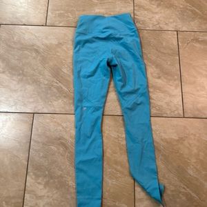 Blue fabletic leggings XS